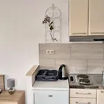 Nemira بيت ضيافة أوميس